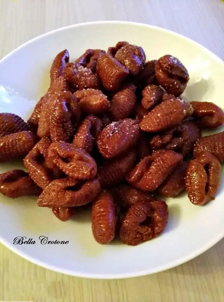Crustoli o Turdilli Calabresi