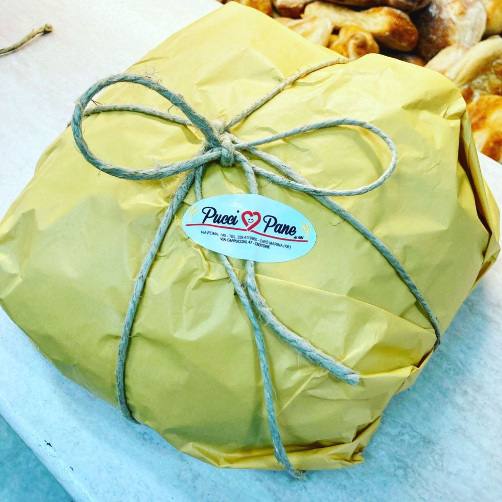 Fresh Calabrian Artisan Bread with Scented and Crunchy Sourdough 1