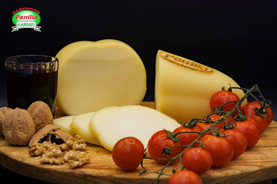 Provola Bianca Silana della Tradizione Casearia Calabrese di Cariati (cs) 1,1/1,3 kg - Nonna Calabrese.it