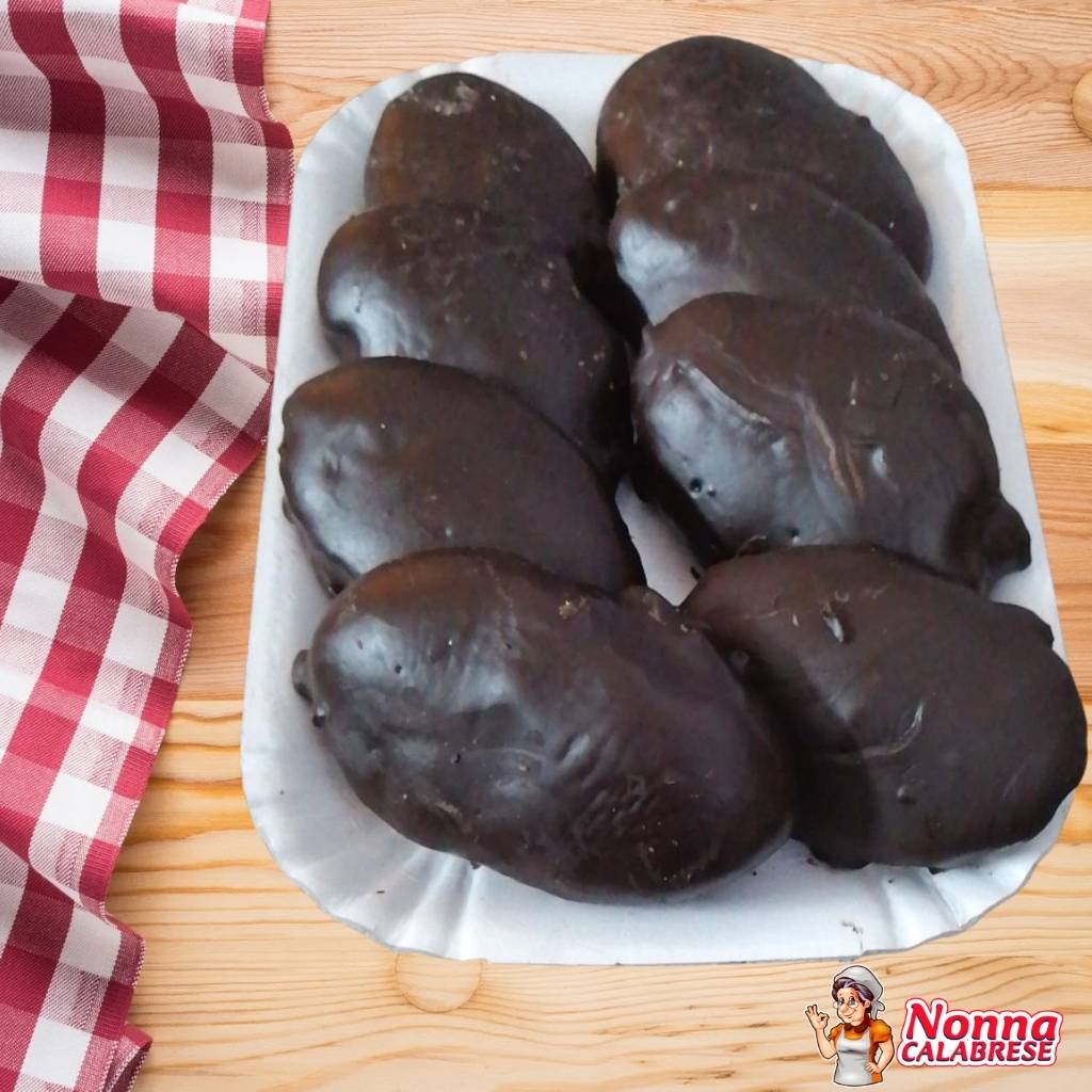 Susumelle Calabresi Cioccolato Nero Classiche Artigianali 400 - 500 g - Nonna Calabrese.it